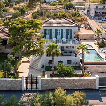 빌라 L'orizzonte *