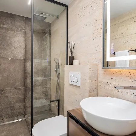 L'orizzonte 슬라티네