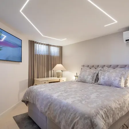 L'orizzonte 빌라 슬라티네