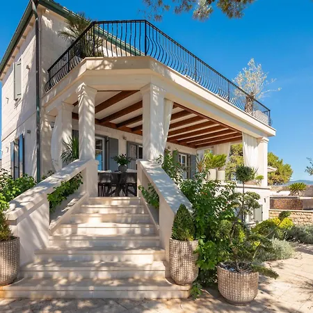 L'orizzonte * Slatine