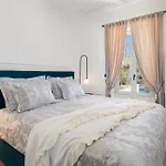L'orizzonte Vila *