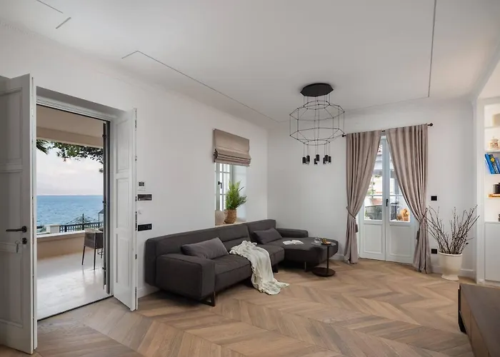 L'orizzonte 别墅 *