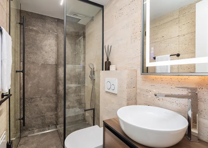 L'orizzonte 斯拉汀